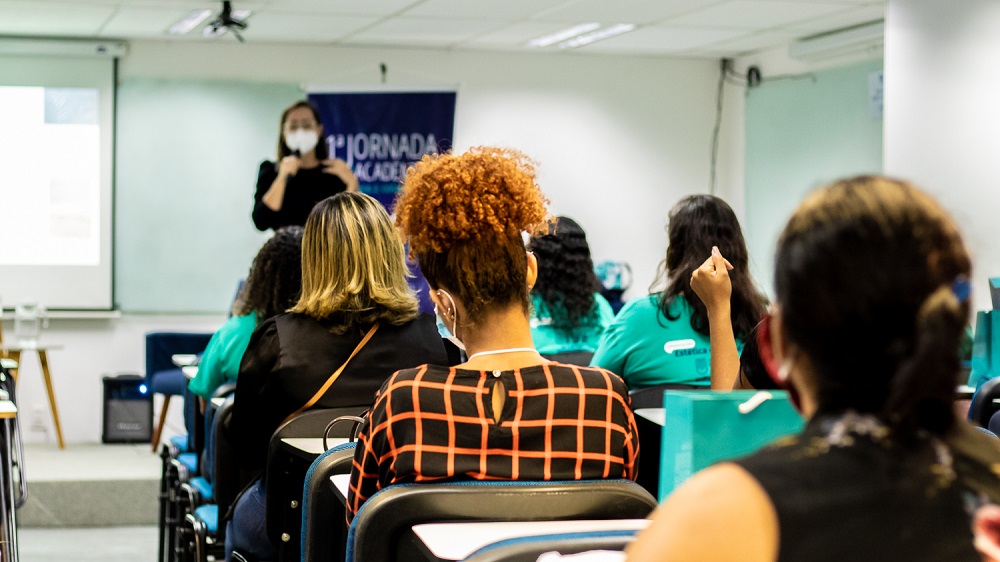 Primeiro dia da  I Jornada Acadêmica de Estética e Cosmética IDE